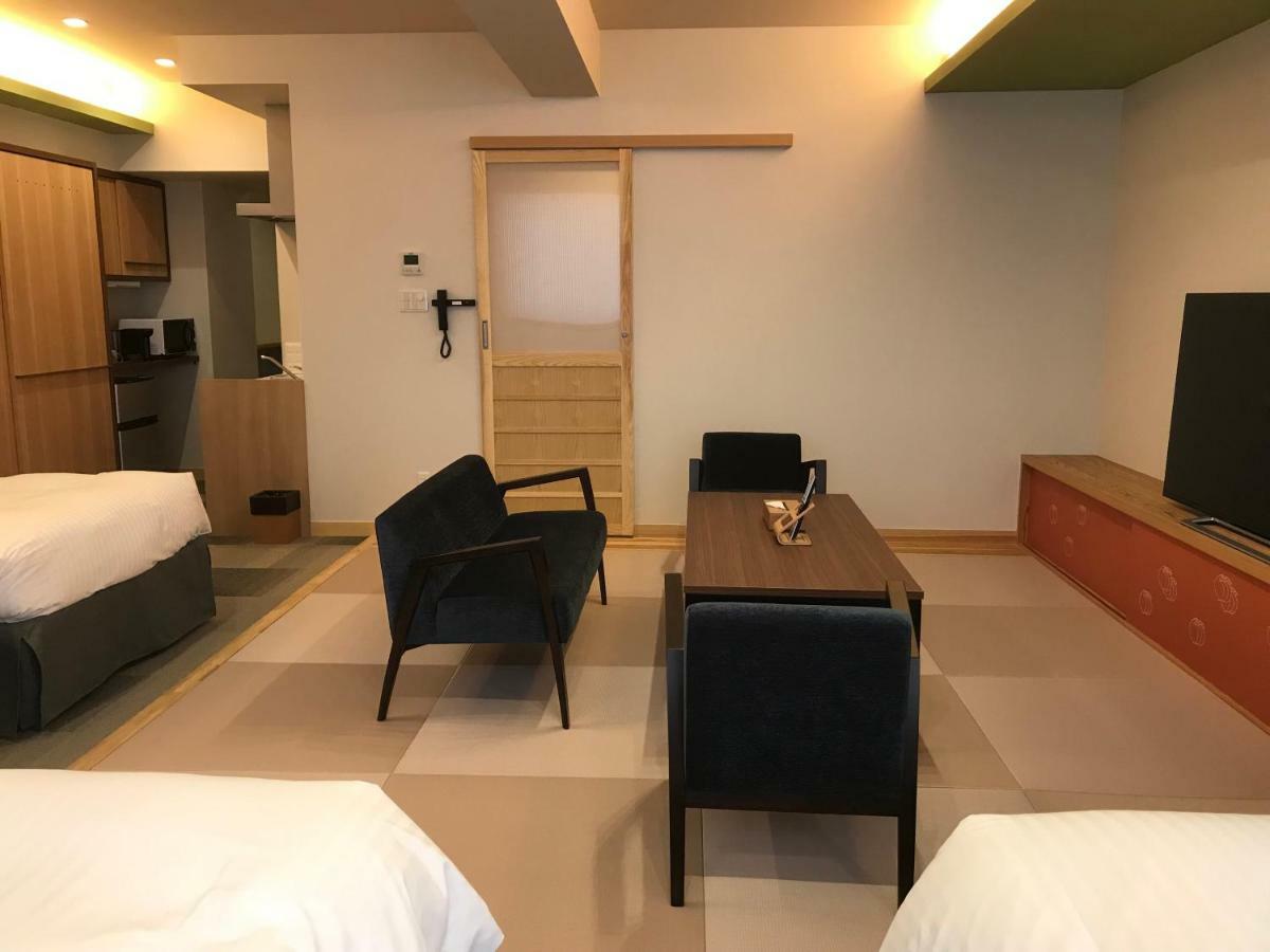 Hotel Yururito Осака Экстерьер фото