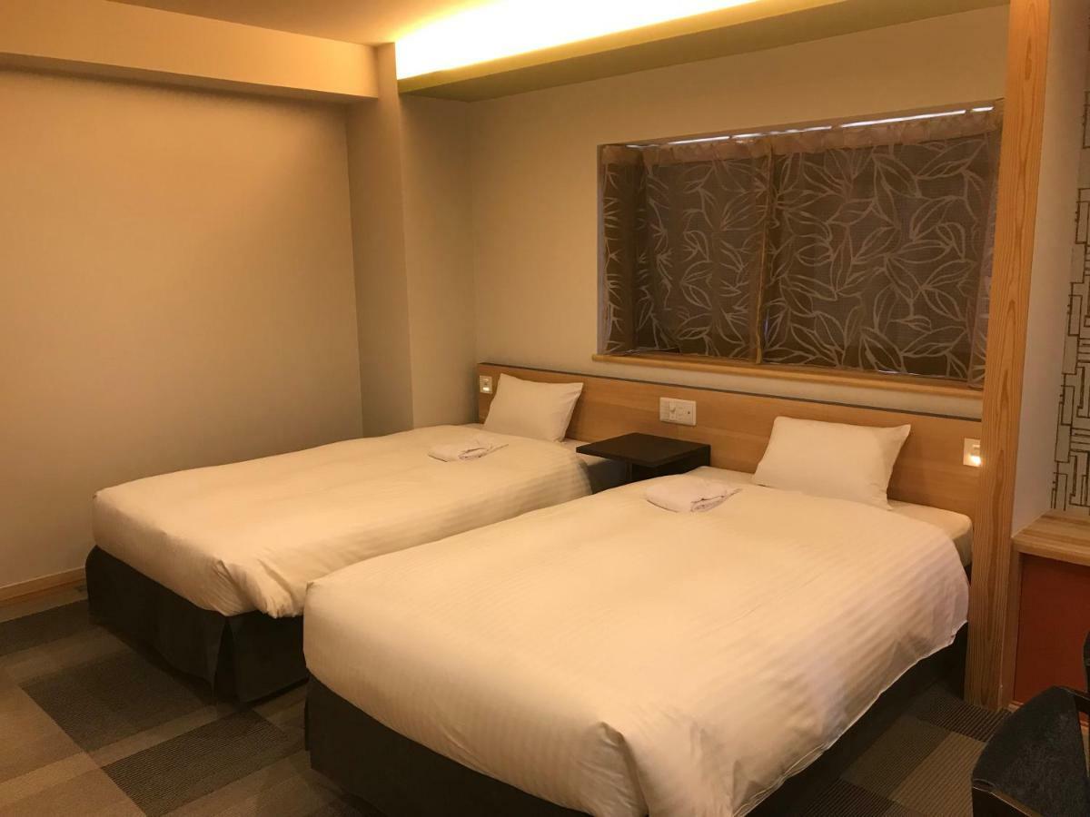 Hotel Yururito Осака Экстерьер фото
